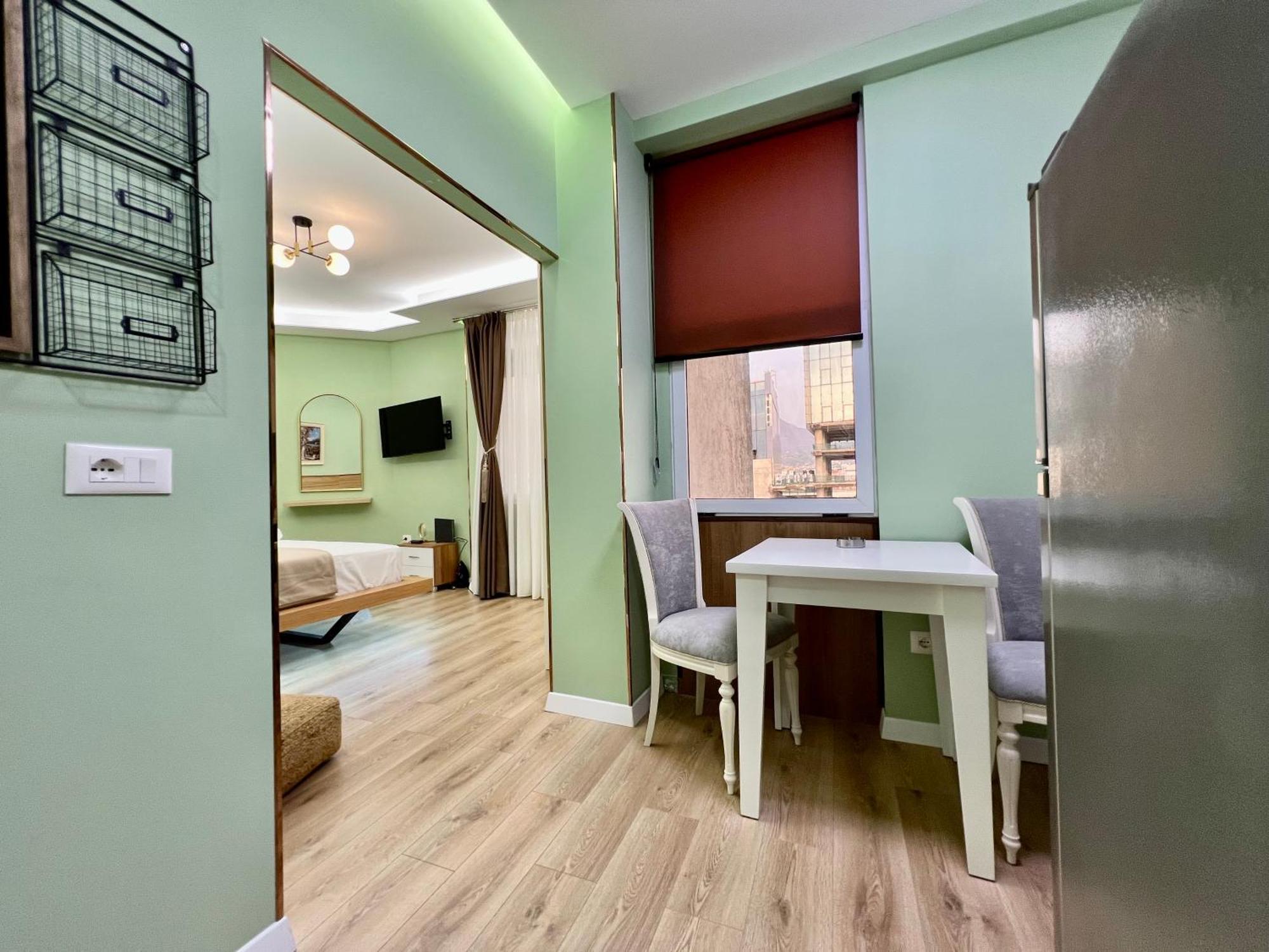 Spiranca Luxury Suites Tirana Exterior foto